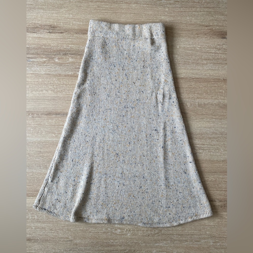 Zara Small Chunky Long Knit Skirt